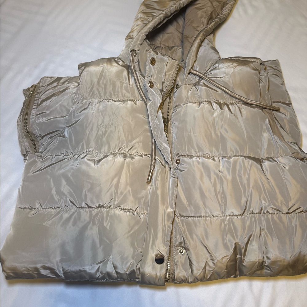 Oversized Hooded Puffer Vest